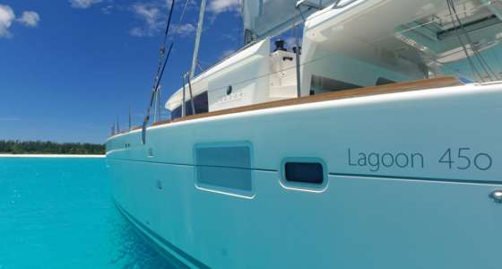Lagoon 450 external