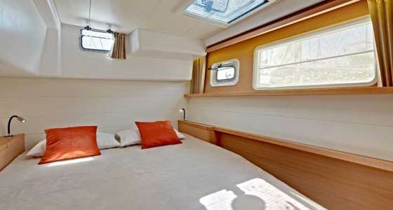 Lagoon 450 bedroom