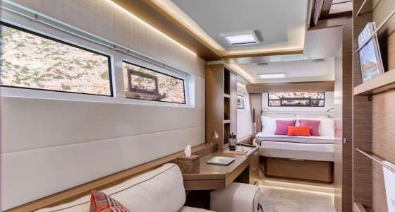 Lagoon 50 internal particular