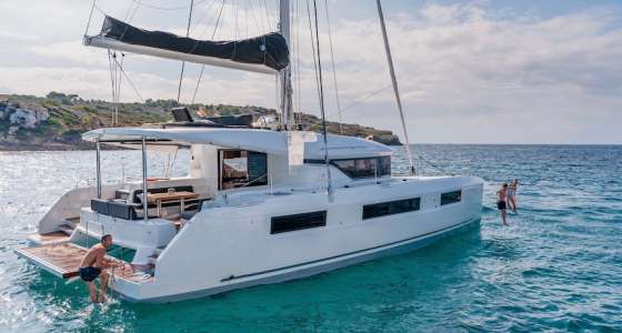 Lagoon 50 external