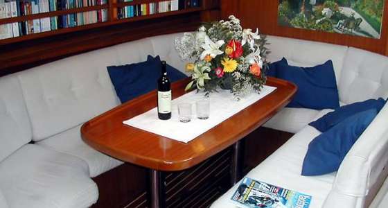 Santorini Greece Yacht Holiday |  Paros and Santorini Cyclades | Classic Sailing for Real Sailing Lovers