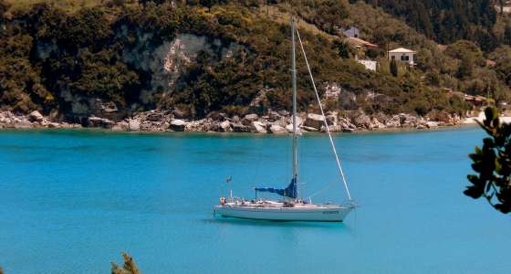 Santorini Greece Yacht Holiday |  Paros and Santorini Cyclades | Classic Sailing for Real Sailing Lovers