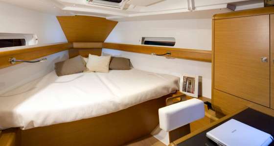 Sailing Yacht Charter 3 Days | Elba and Capraia Islands | Tuscan Archipelago | Italy