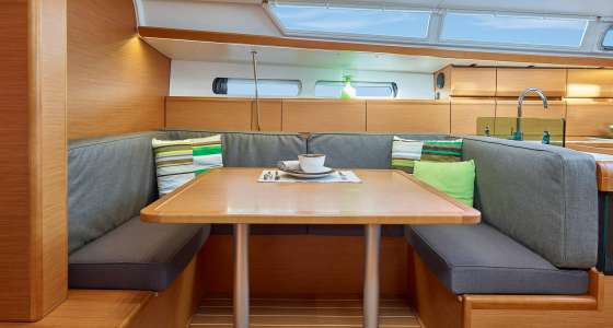 Sailing Yacht Charter 3 Days | Elba and Capraia Islands | Tuscan Archipelago | Italy